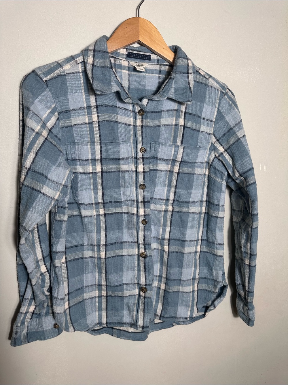 L.L. Bean Blue Plaid Button-Down Flannel Shirt 100% Cotton